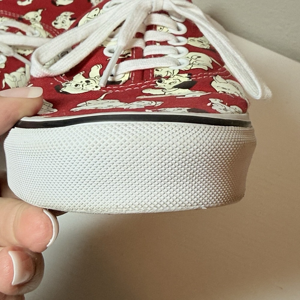 Vans X Disney 101 Dalmatians Low Top Sneaker Red White Women's 10.5 Men's 9 - Picture 6 of 12